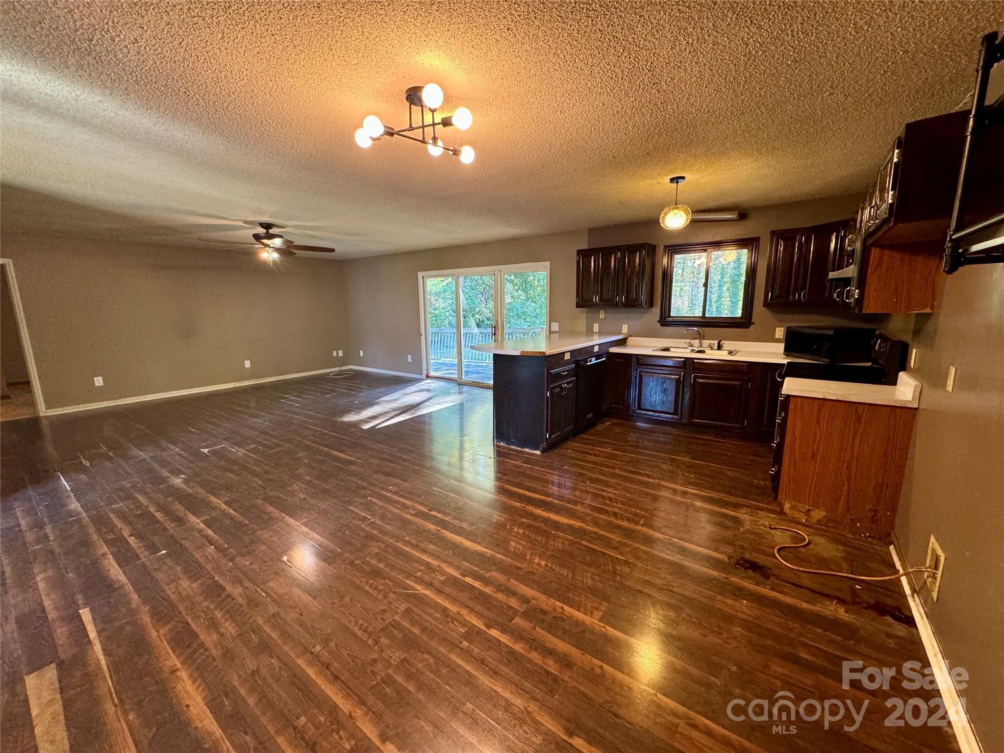 Hilltop Acres - Residential