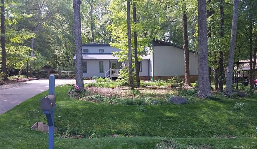 One of a kind Harrisburg home with no HOA! Located just minutes from everything! This 3 bed/2 bath home has a large kitchen with tons of natural light, updated appliances, gas stove, and granite tile countertops. Vaulted great room. Large fenced yard has mature trees and landscaping, private setting, and new spacious deck/2015, great for a summer BBQ! New outside storage shed/2015 has electricity and will make the perfect workshop.
Formal dining room is currently being used as a home office.