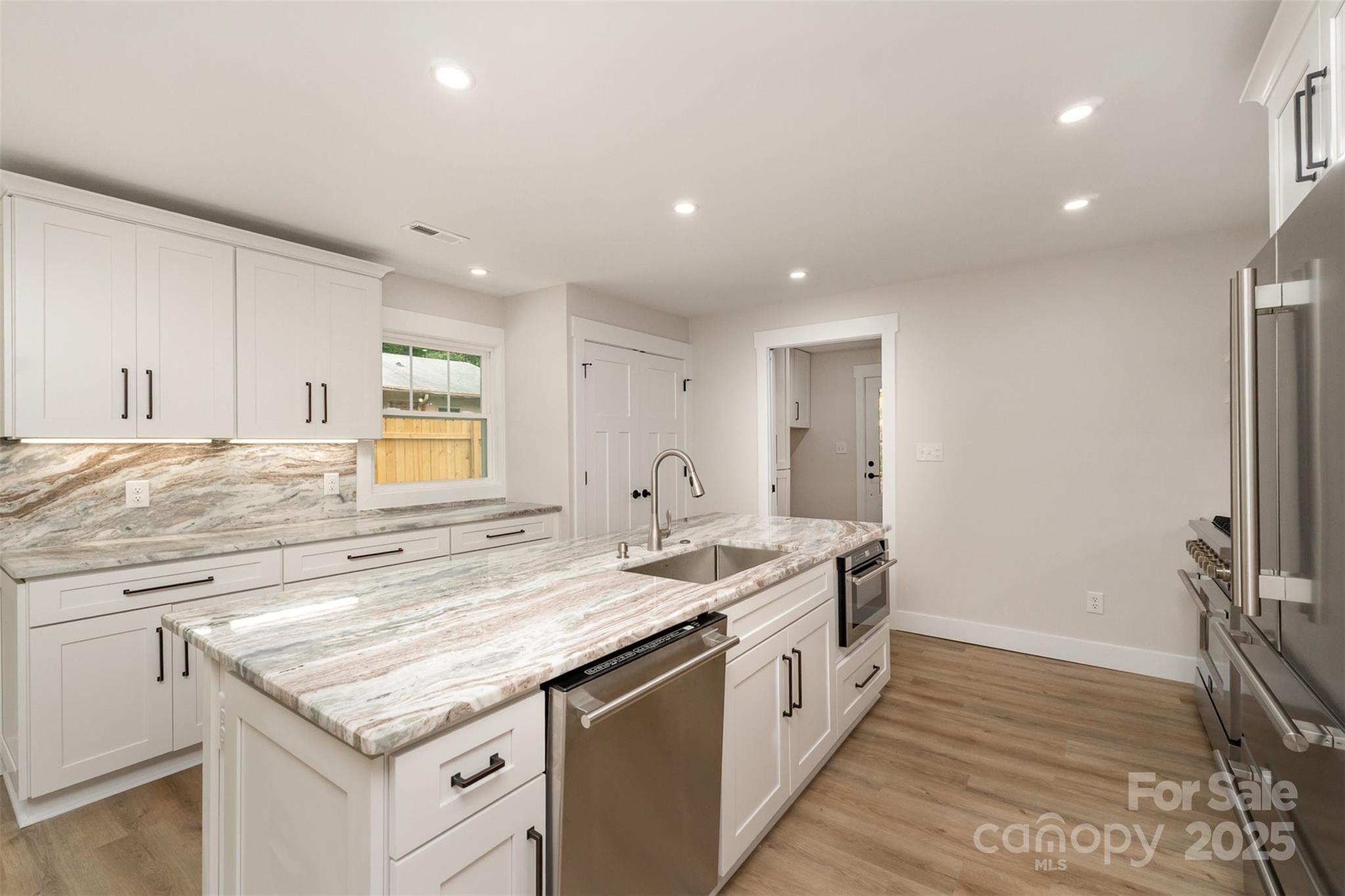 1208 Tarrington Avenue