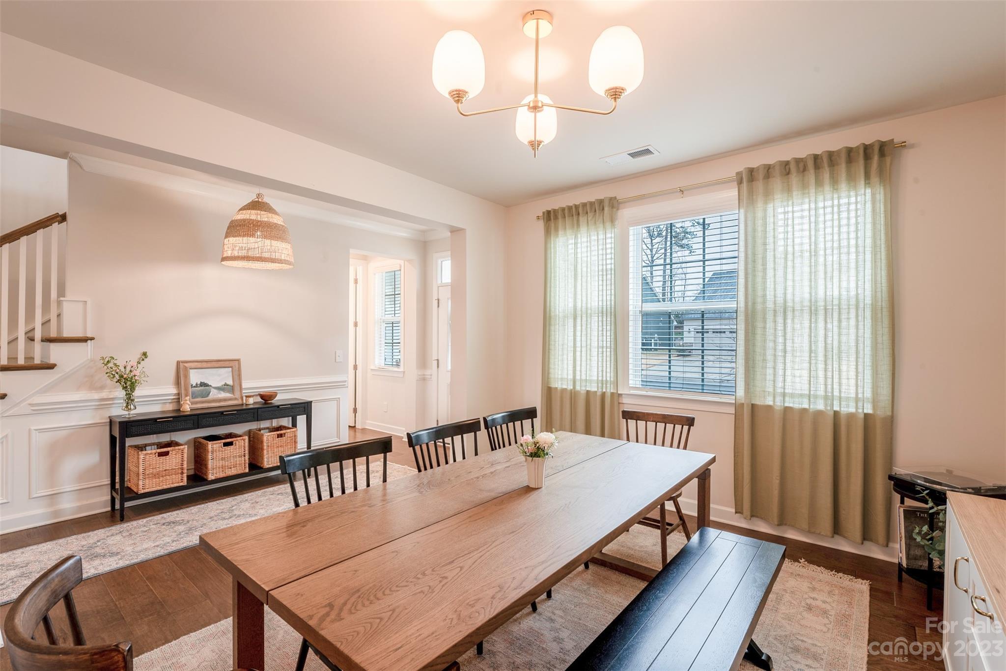 Lake Crest - Residential