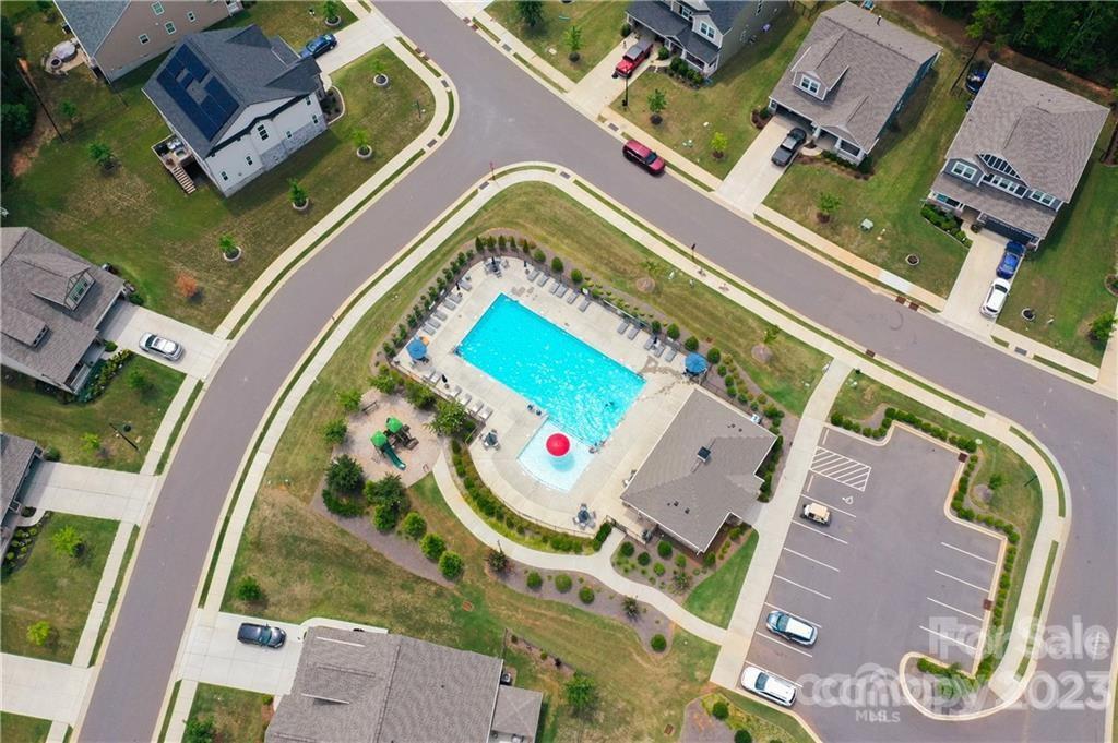 Lake Crest - Residential