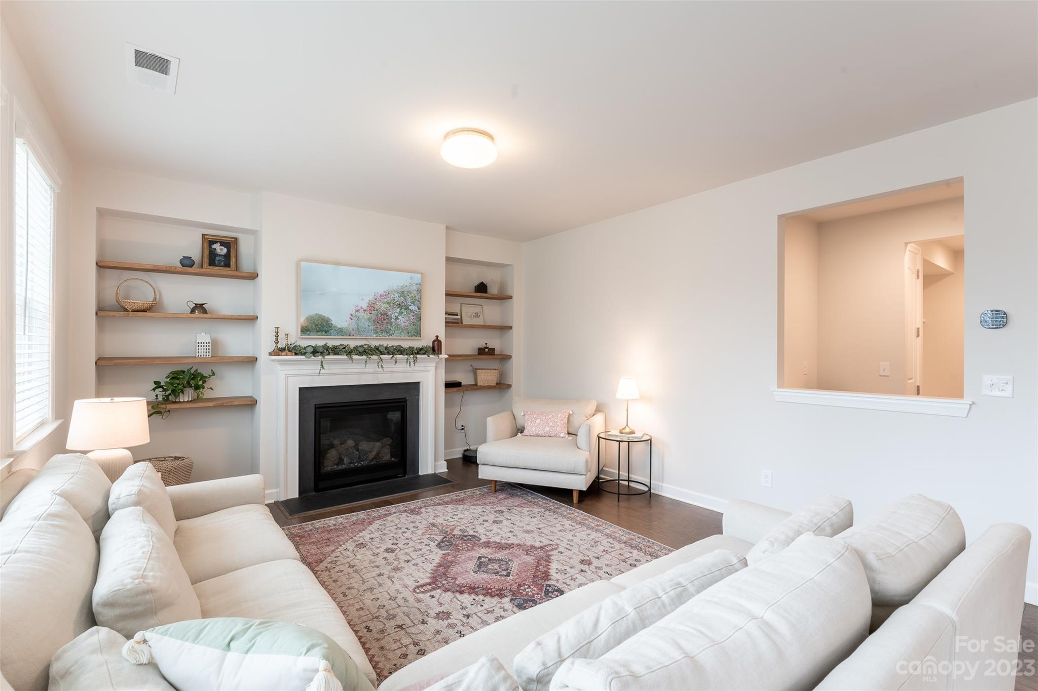 Lake Crest - Residential