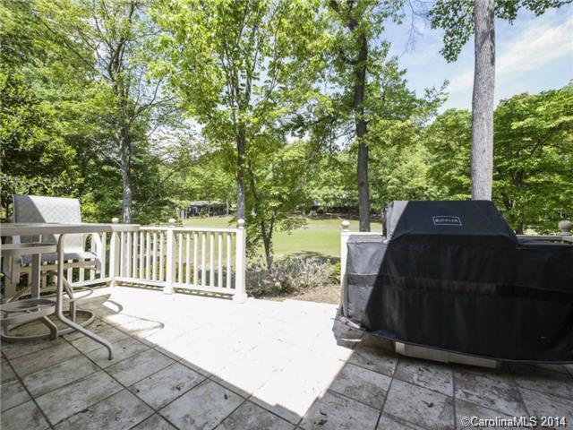 RIVER HILLS - Residential