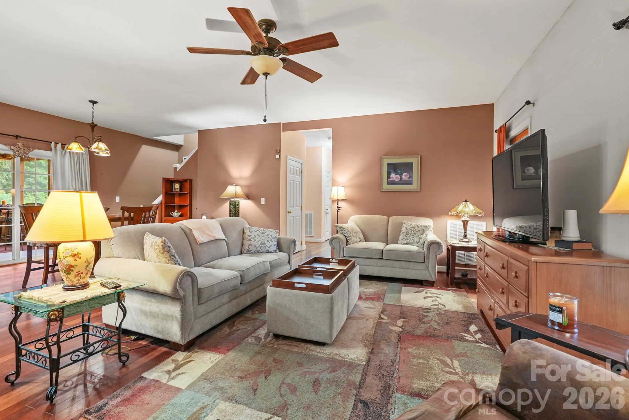 4376 Scenic View Court