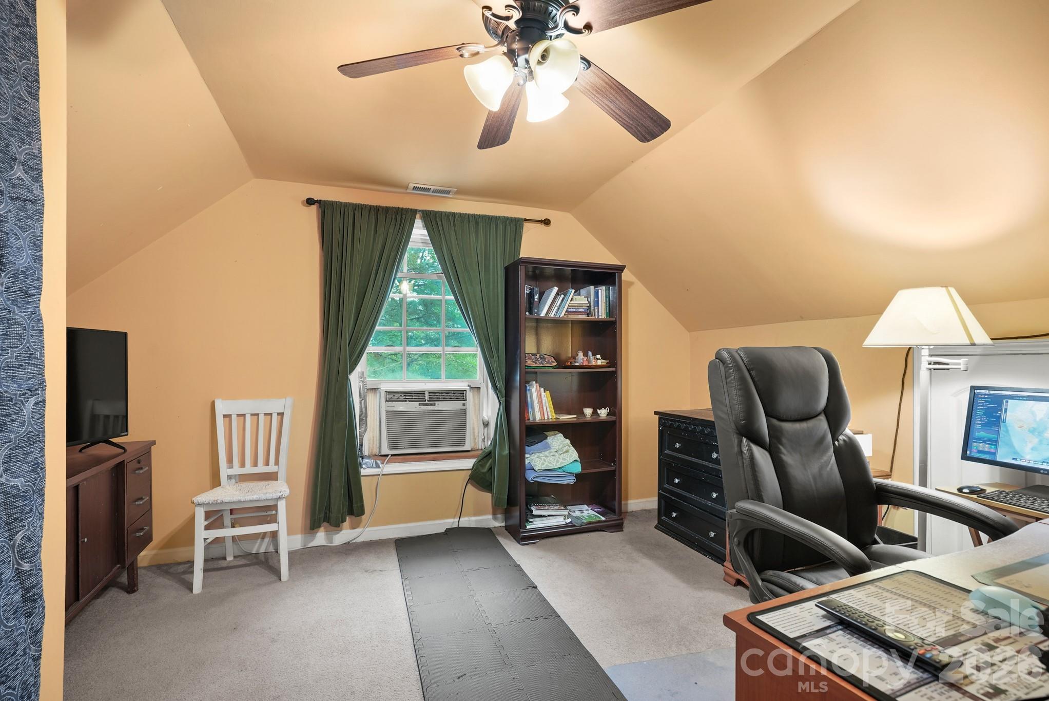 Mountain Creek - Residential