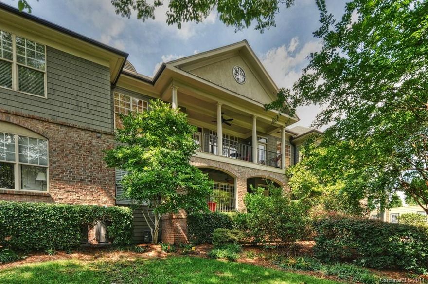 Beautiful, well maintained condo just minutes from Uptown & Dilworth. Interior features hardwood floors throughout, plantation shutters, crown molding, gas fireplace, granite countertops and tile baths.  Kitchen cabinets recently refinished, entire condo painted & custom closets installed.  Private, covered terrace is perfect for enjoying a cool fall evening!  Detached garage for private parking & storage.