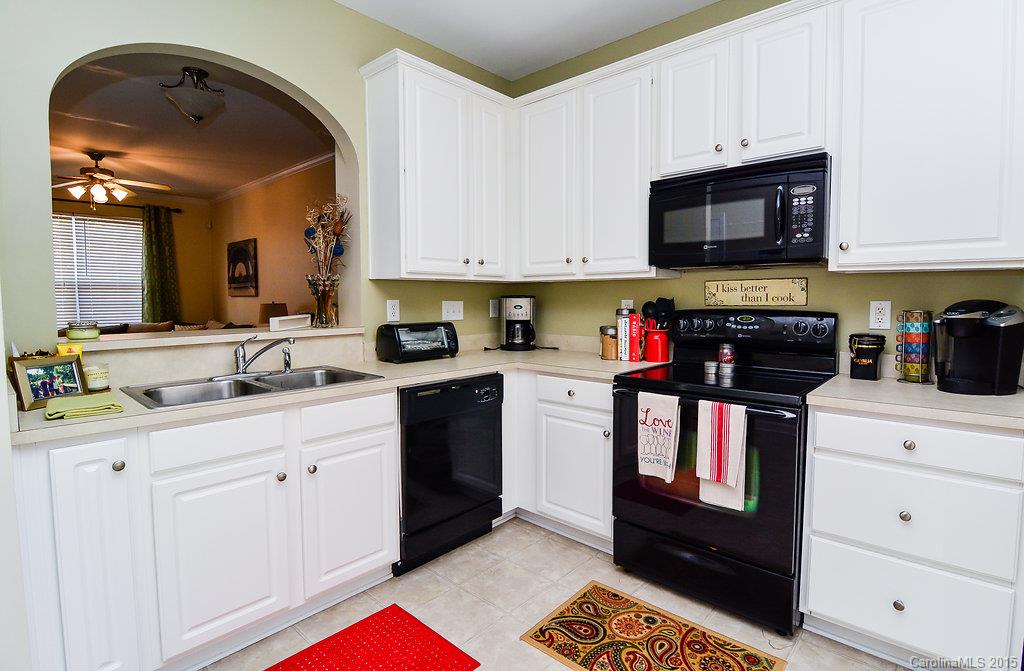 Ridge Pointe - Residential