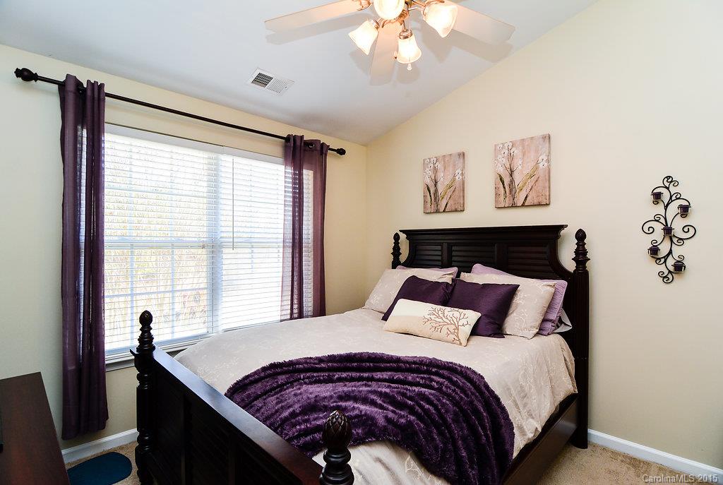 Ridge Pointe - Residential