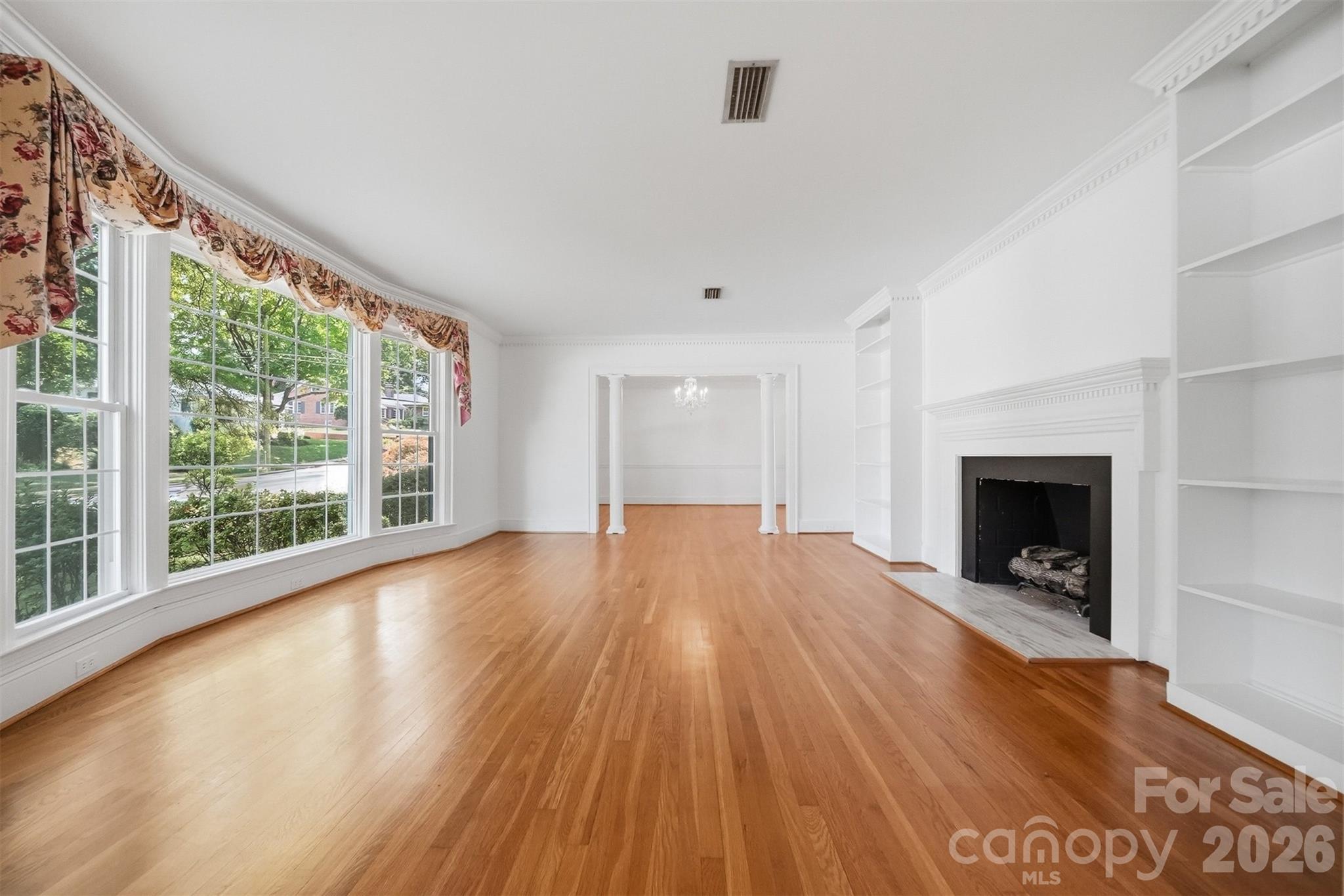 521 5th Street NW