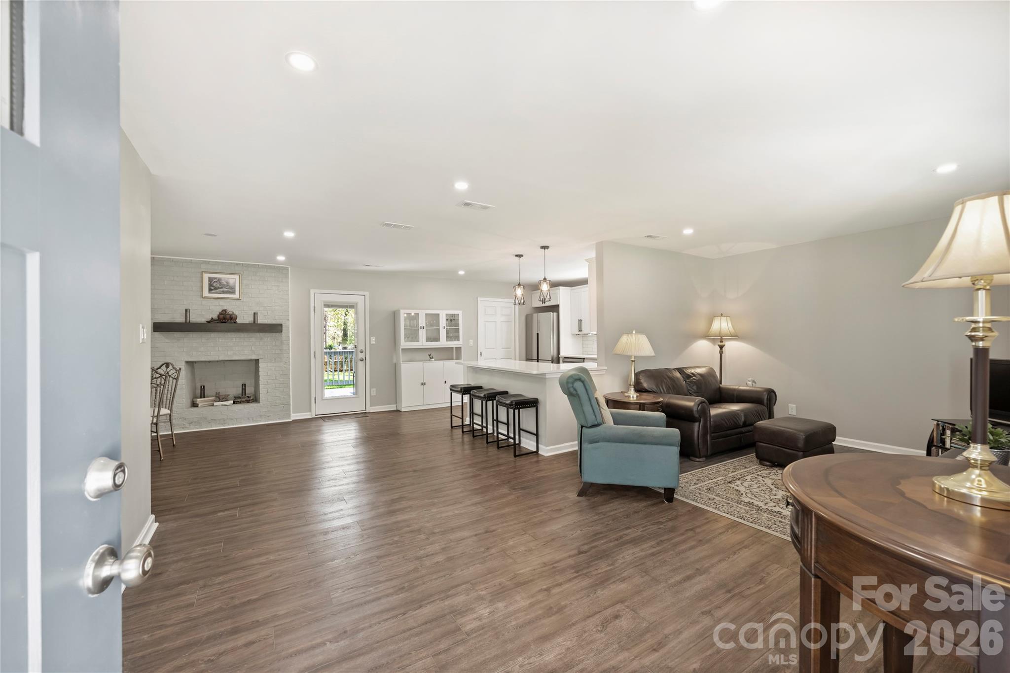 3724 Cobbleridge Drive