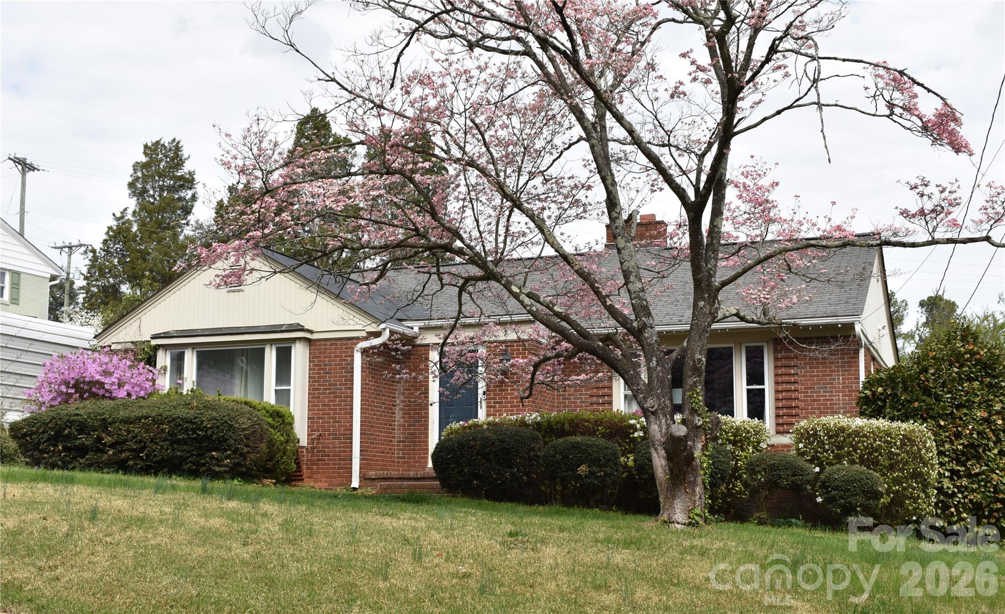 Country Club Acres - Residential