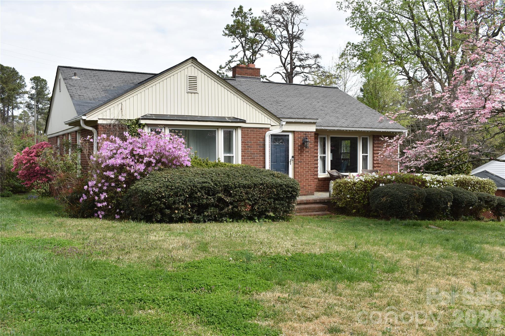 Country Club Acres - Residential