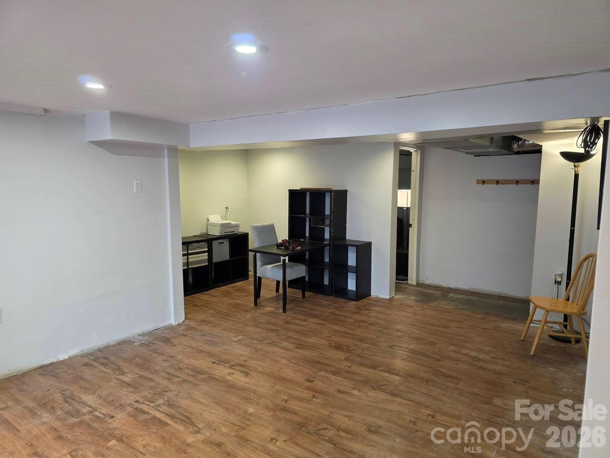 Country Club Acres - Residential