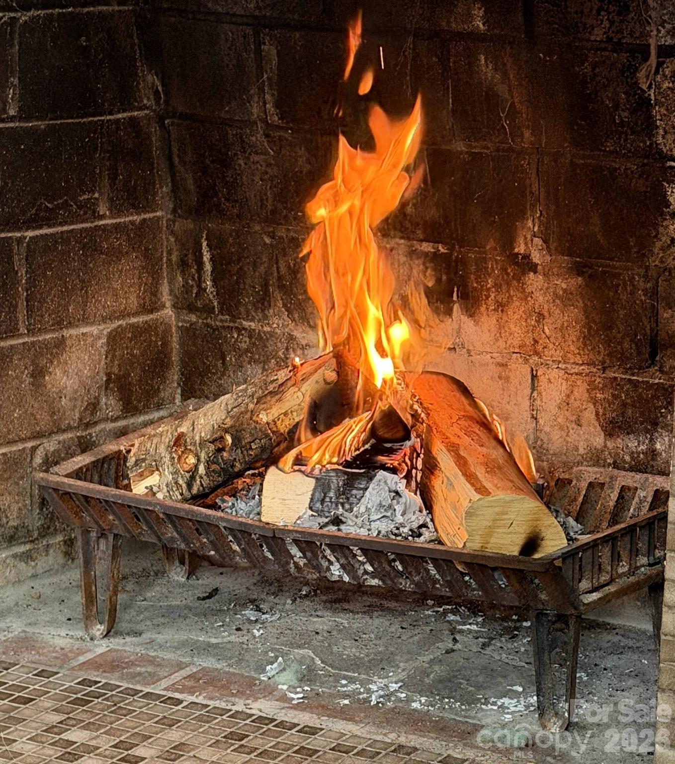 Country Club Acres - Residential