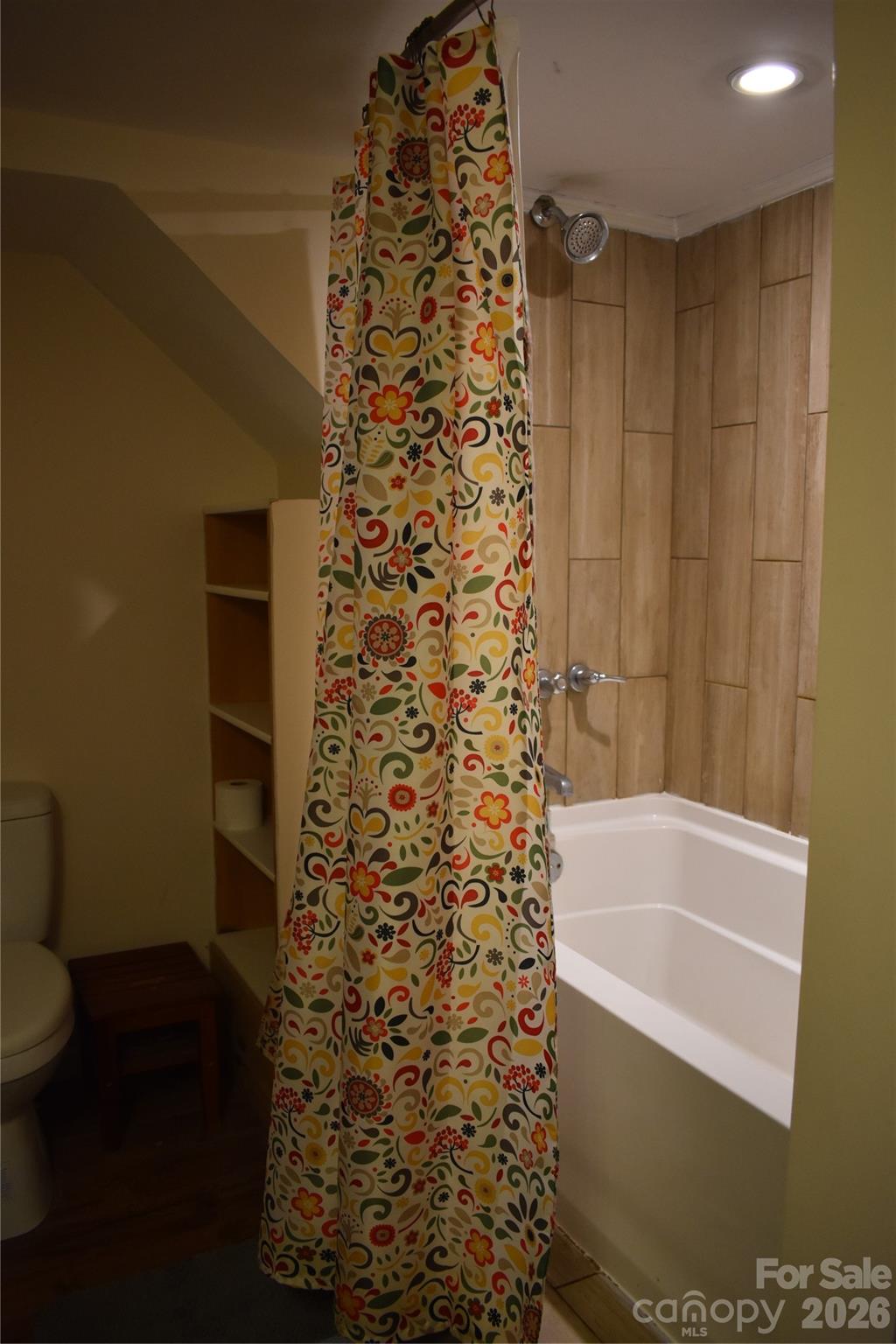 Country Club Acres - Residential