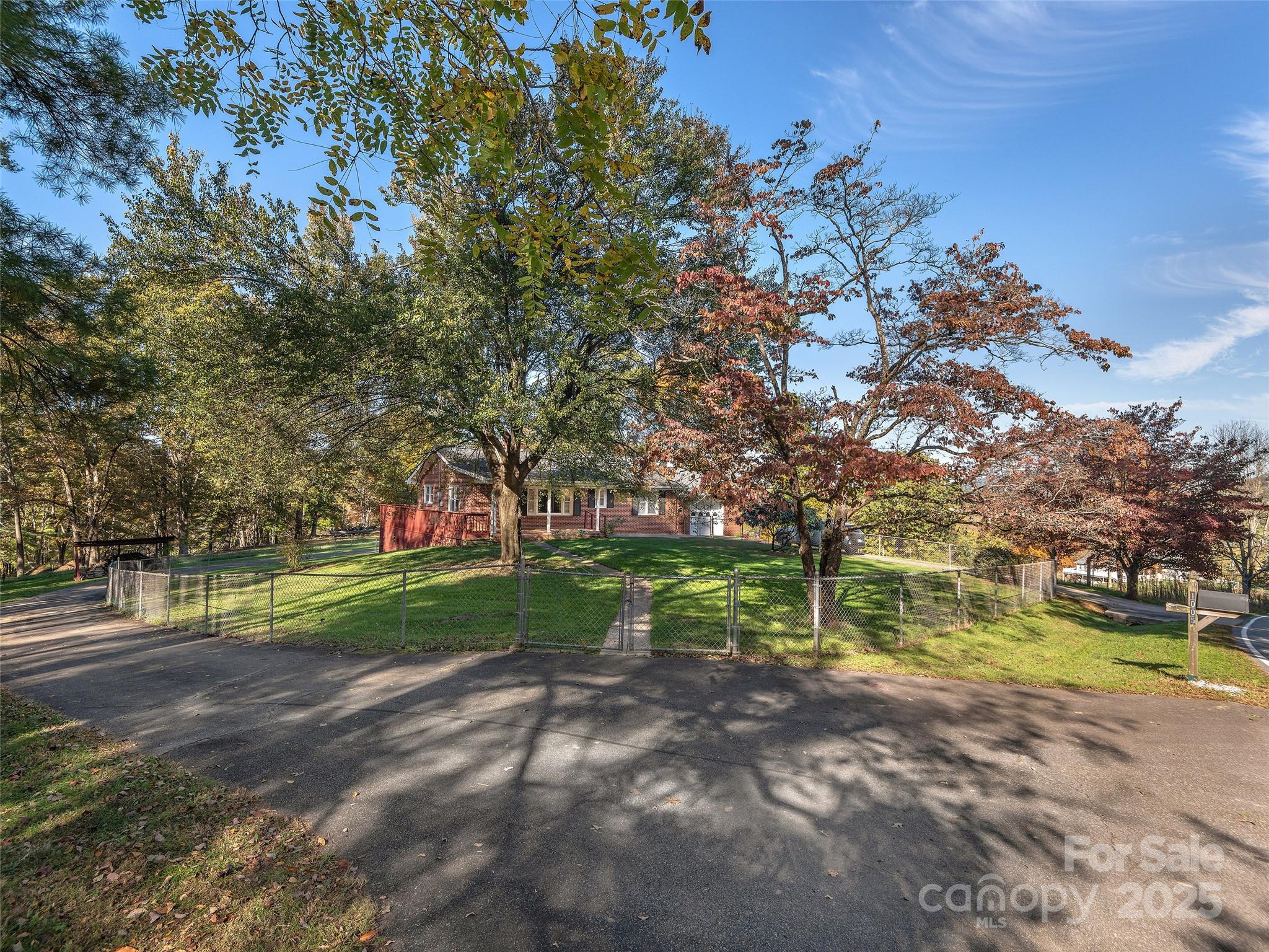 1005 Hutch Mountain Road