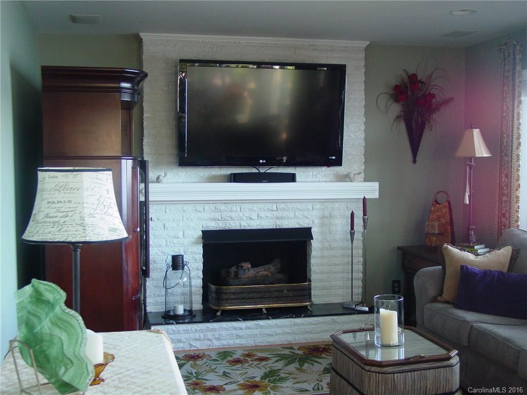 Tega Cay - Residential