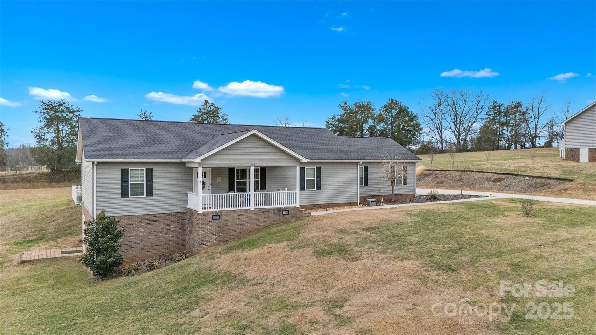 314 Stable Brook Lane