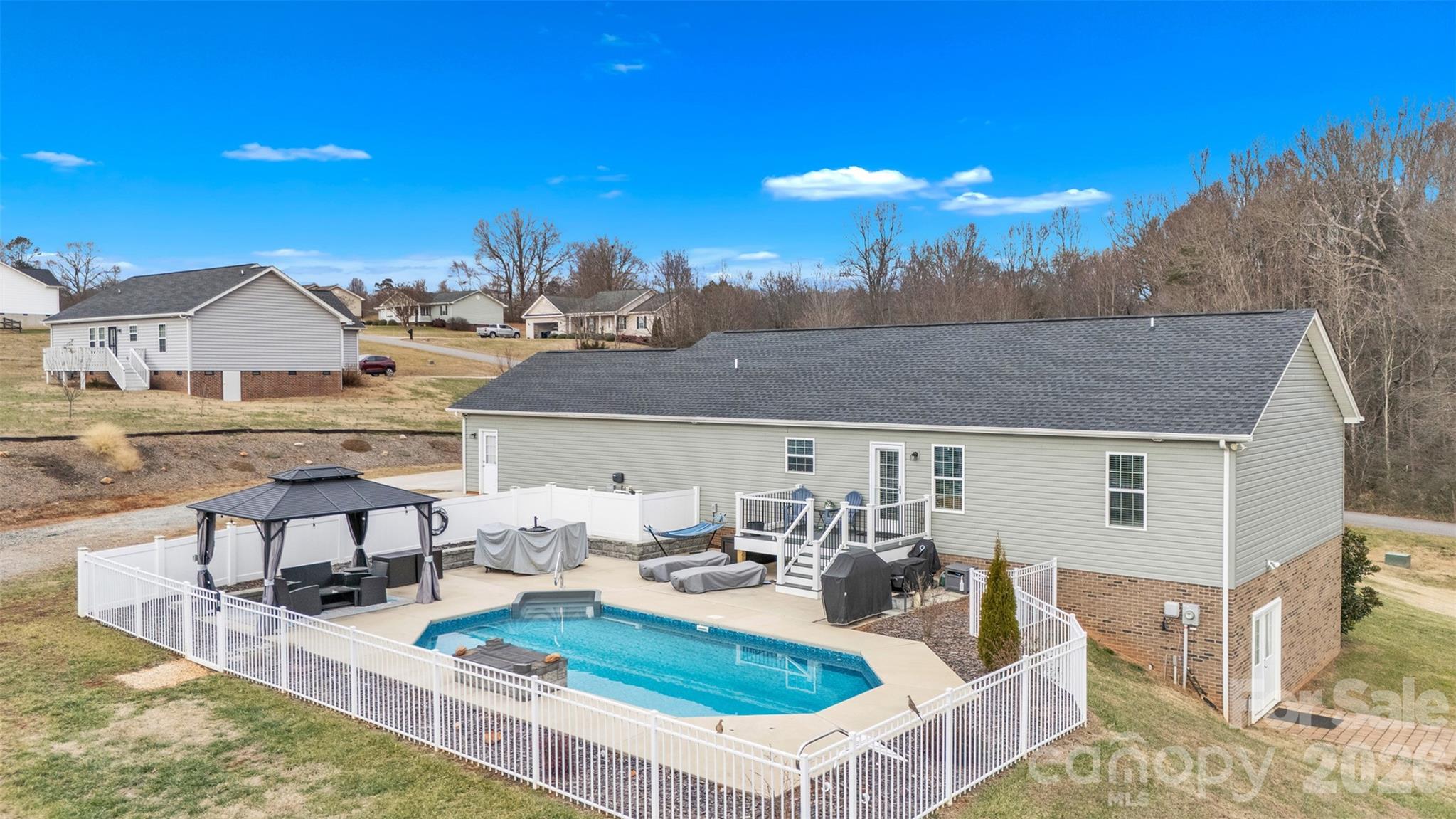 Stable Brook Estates - Residential