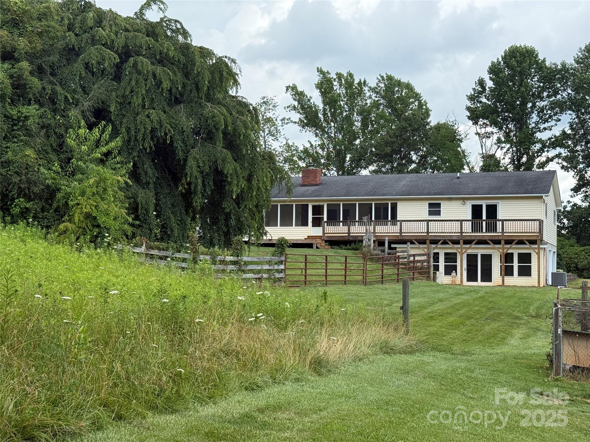 170 Beaverdam Loop Road
