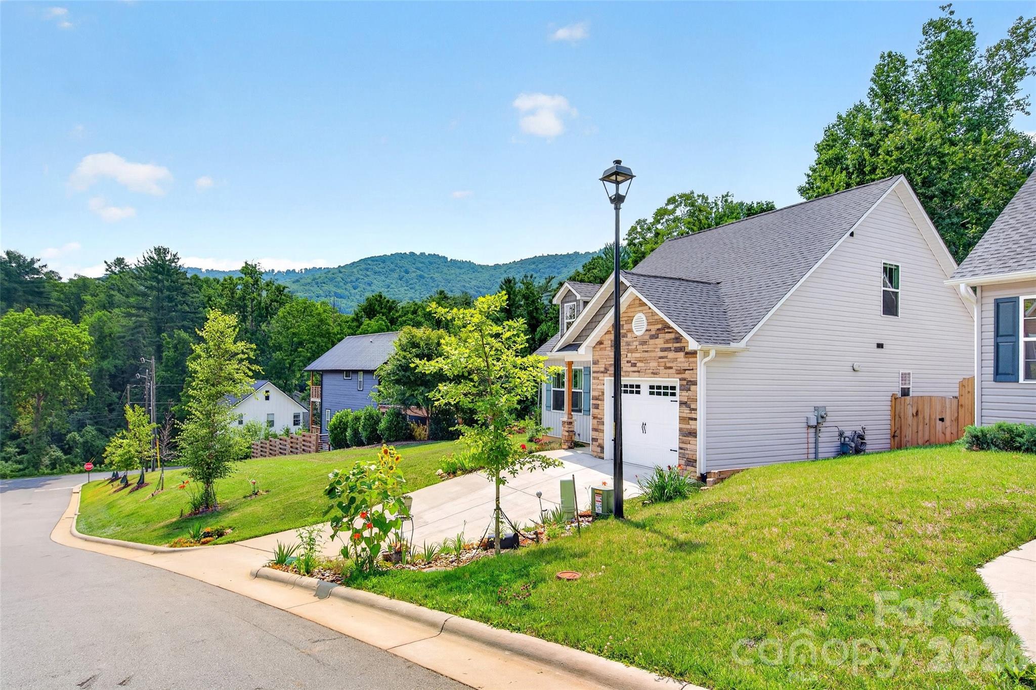 200 Rockrose Court