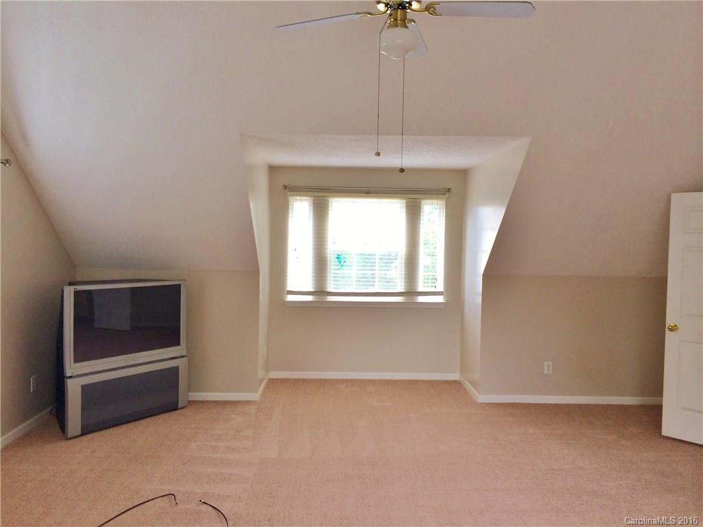 Davis Ridge - Residential Lease