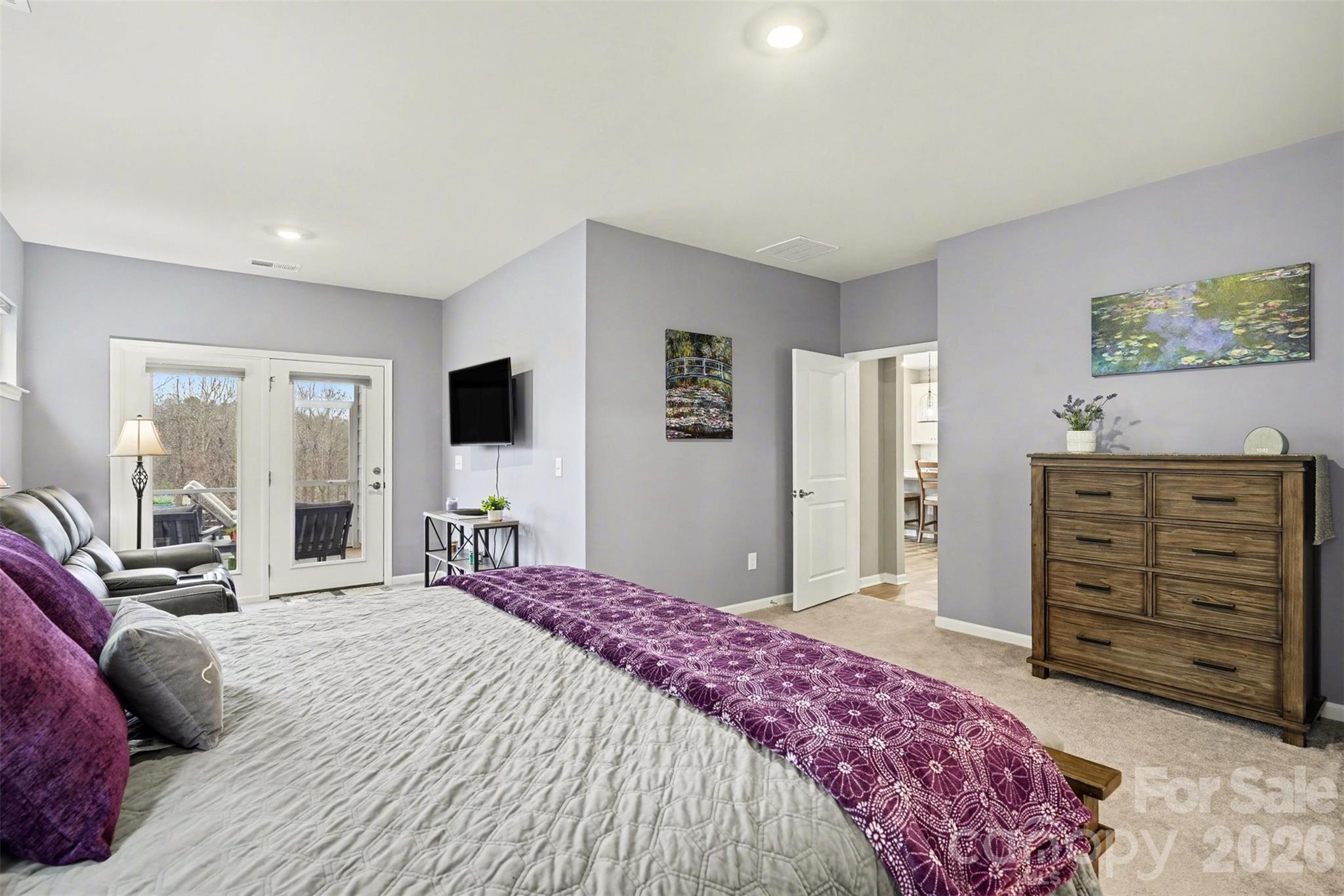 Elizabeth - Residential