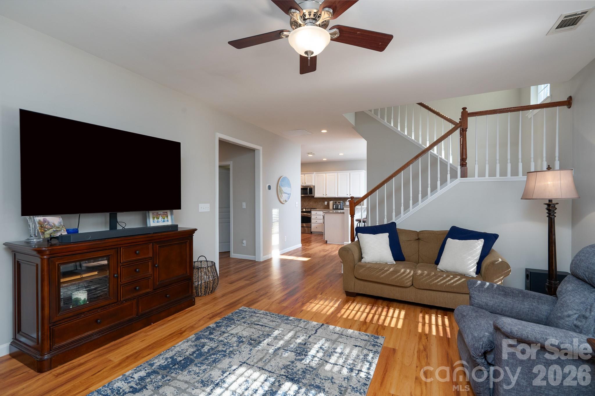 10894 River Oaks Drive NW