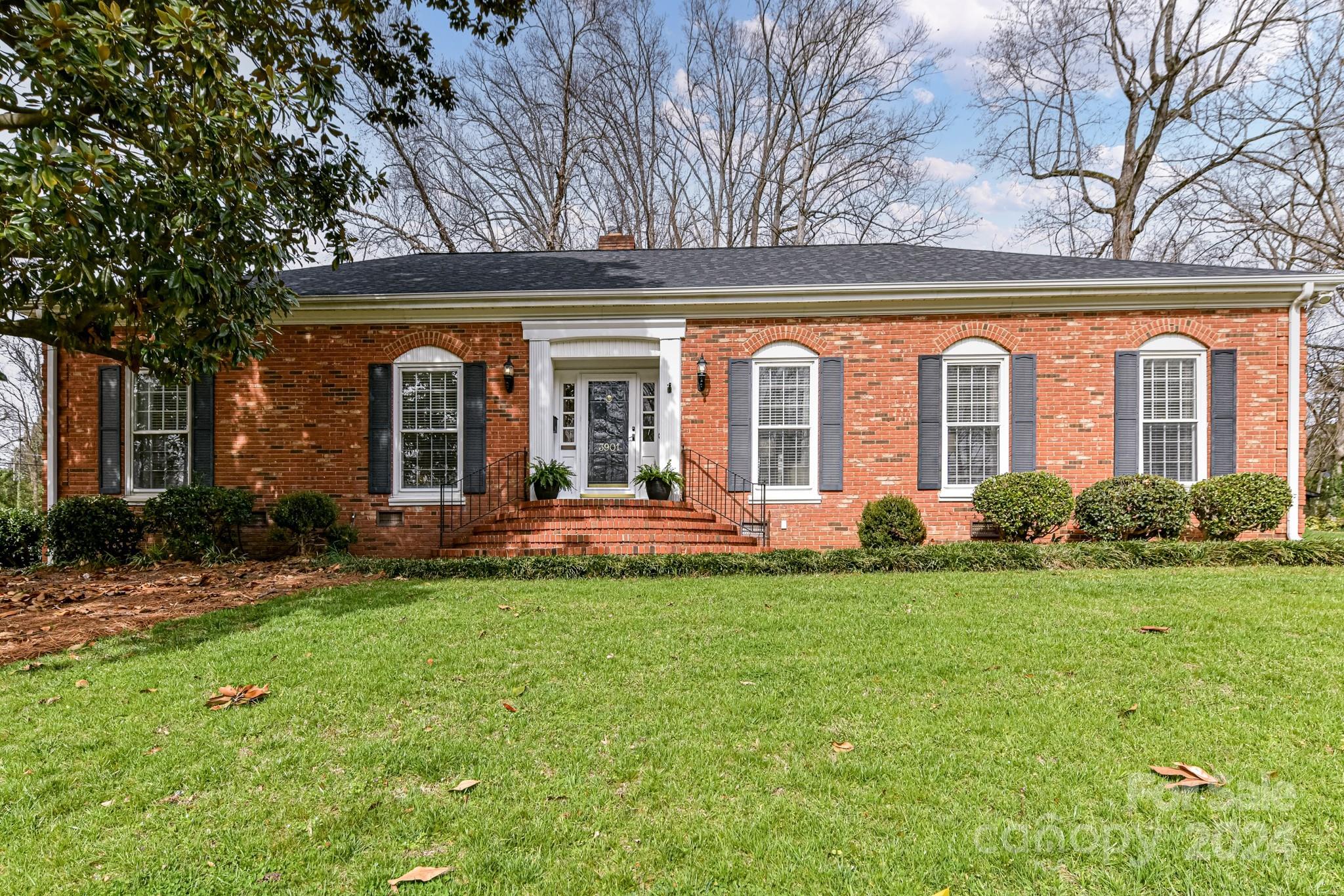 Beverly Woods - Residential