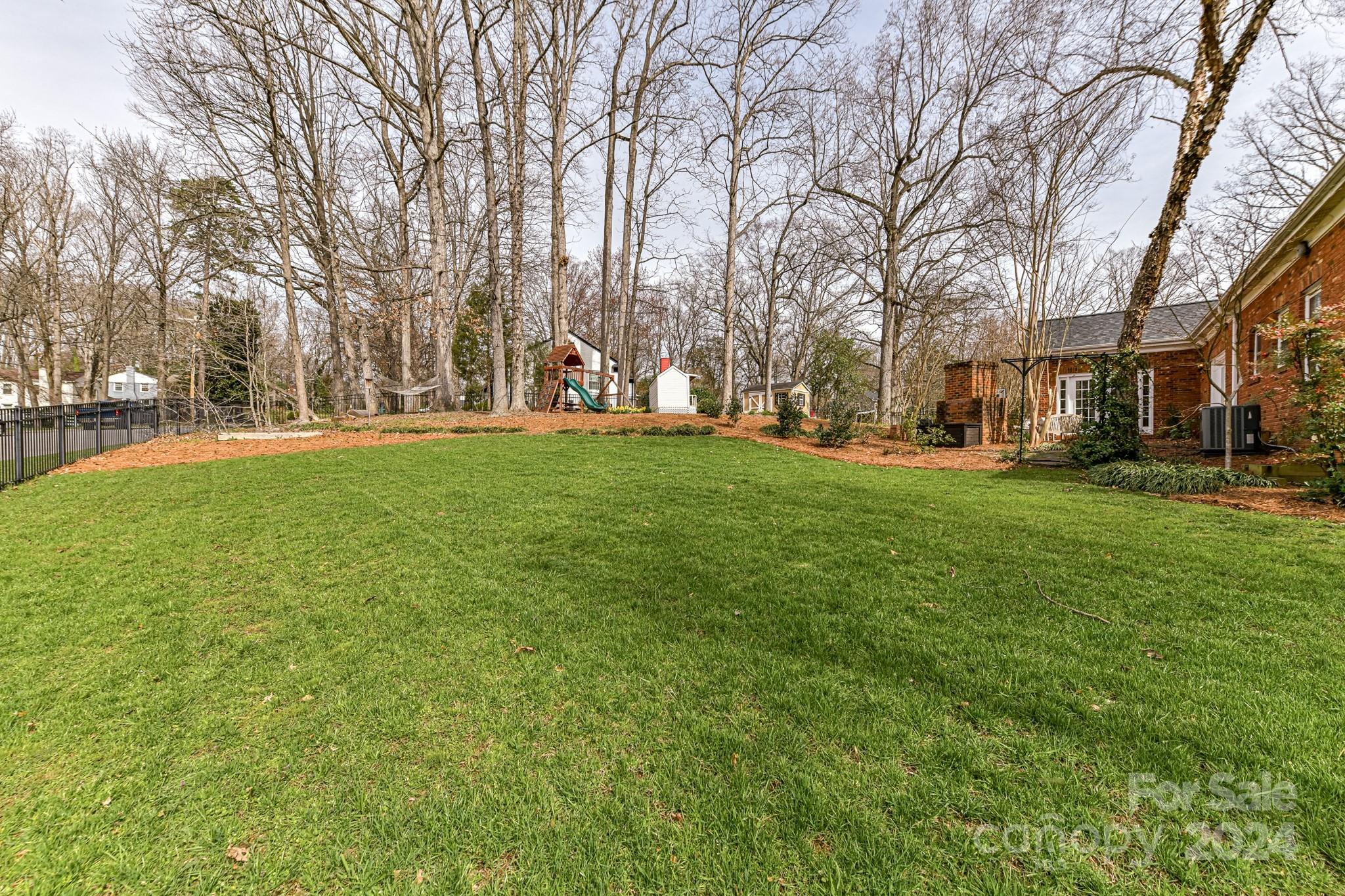 Beverly Woods - Residential