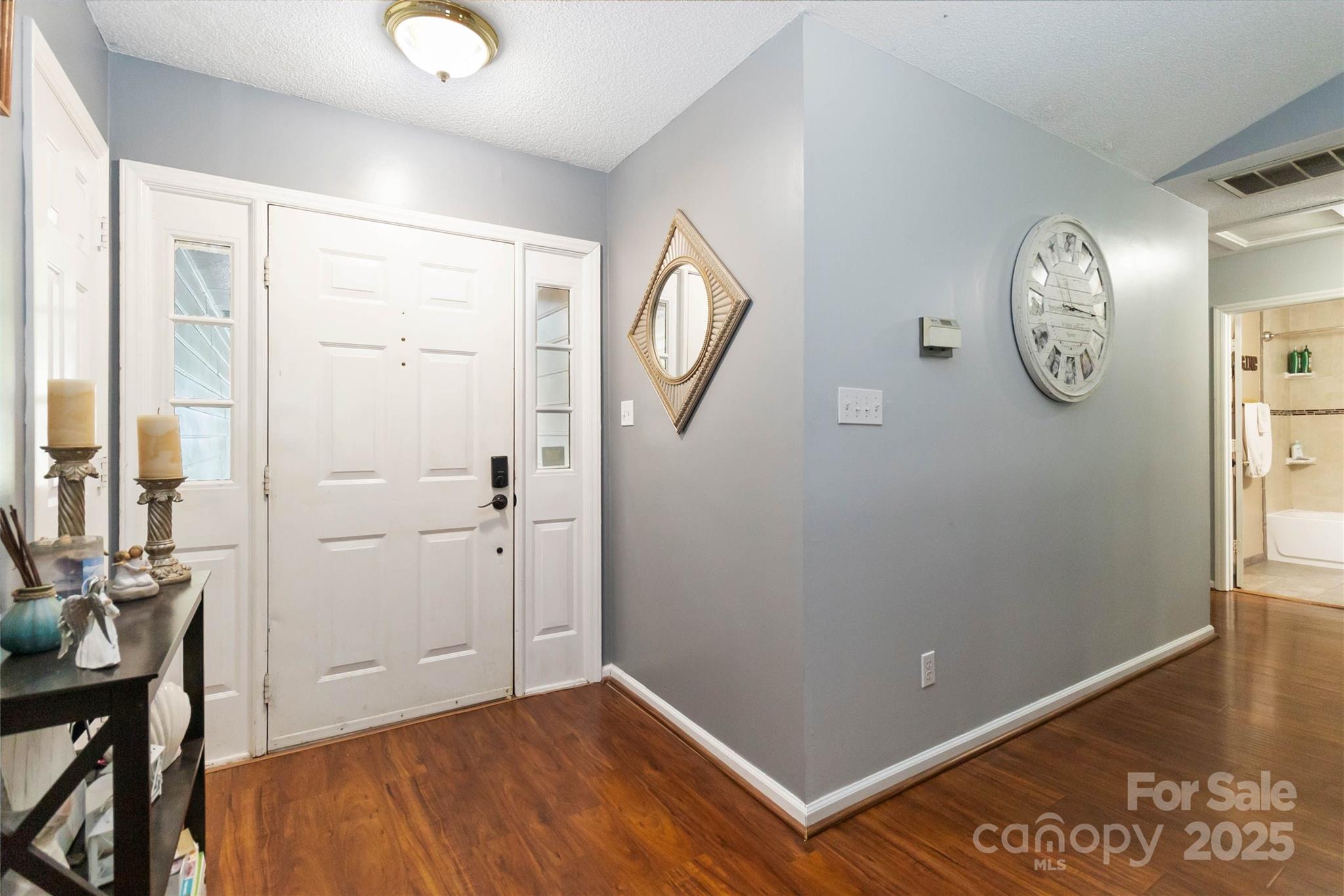6736 Raeburn Lane