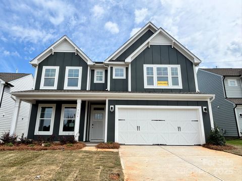 Photo of 8696 Acadia Parkway, Sherrills Ford, NC 28673 (MLS # 4290979)