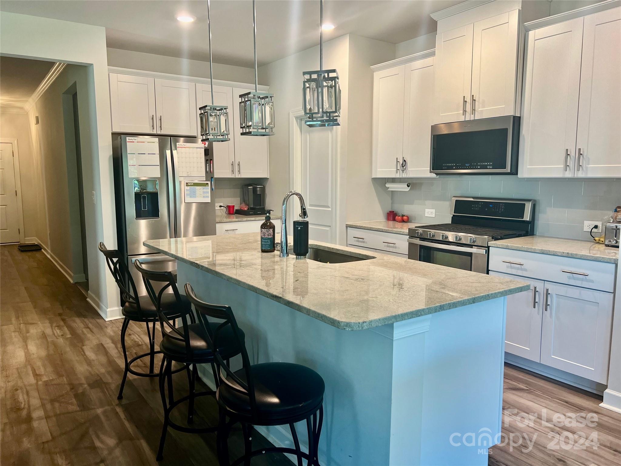 Larkhaven Hills - Residential Lease