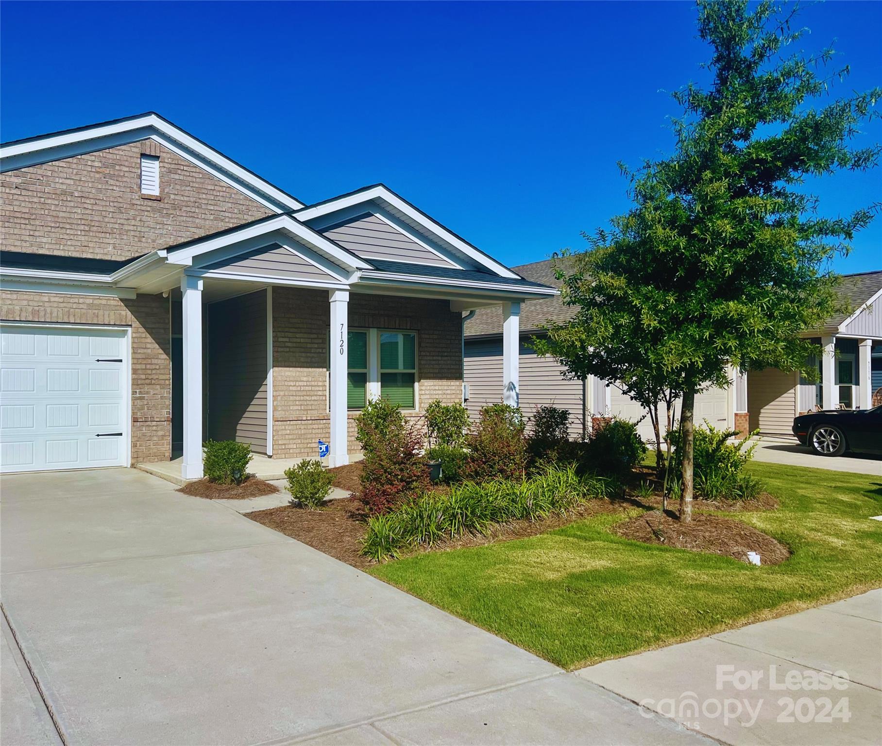 Larkhaven Hills - Residential Lease