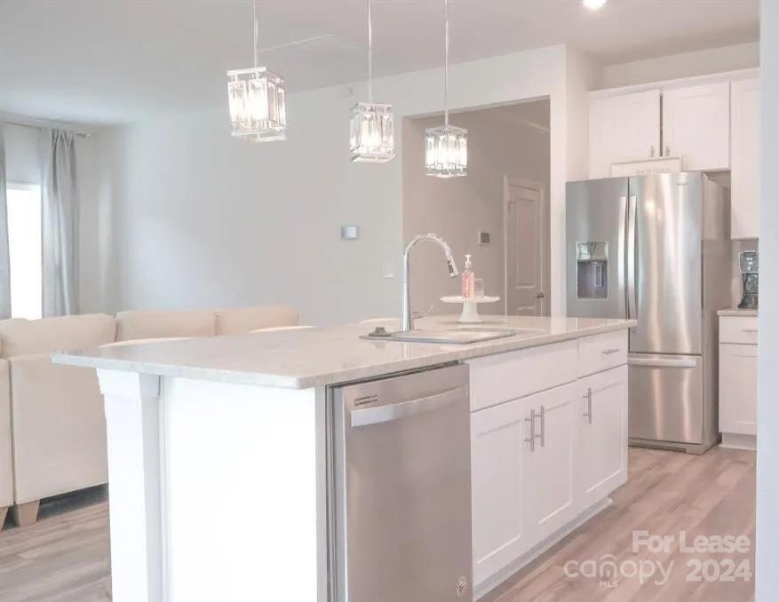 Larkhaven Hills - Residential Lease