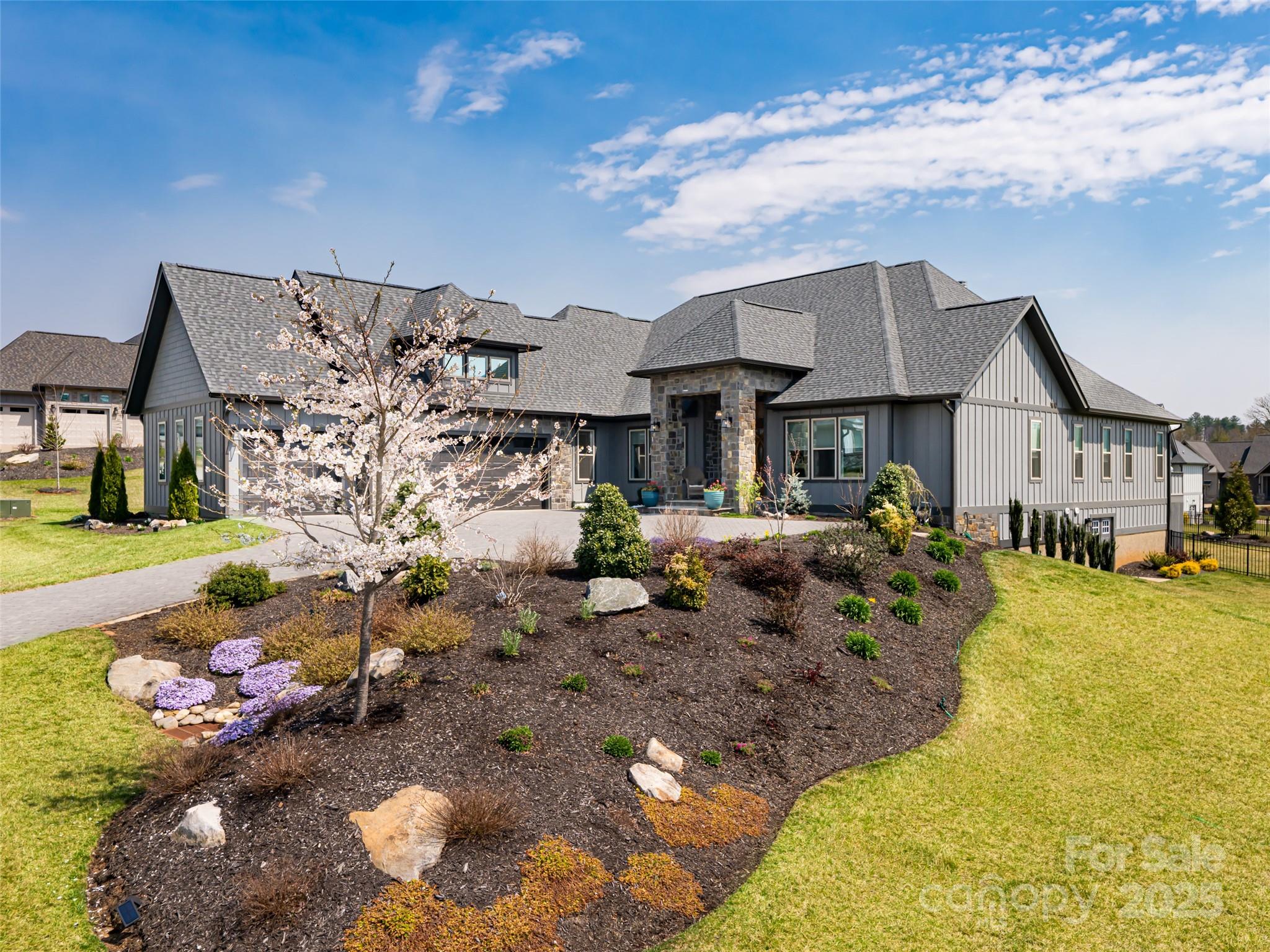 274 Daniel Circle Drive
