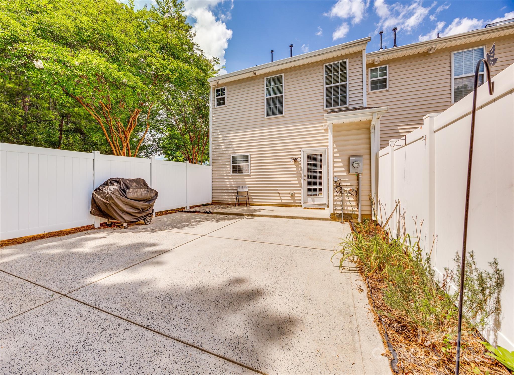 Manchester Village - Residential Lease