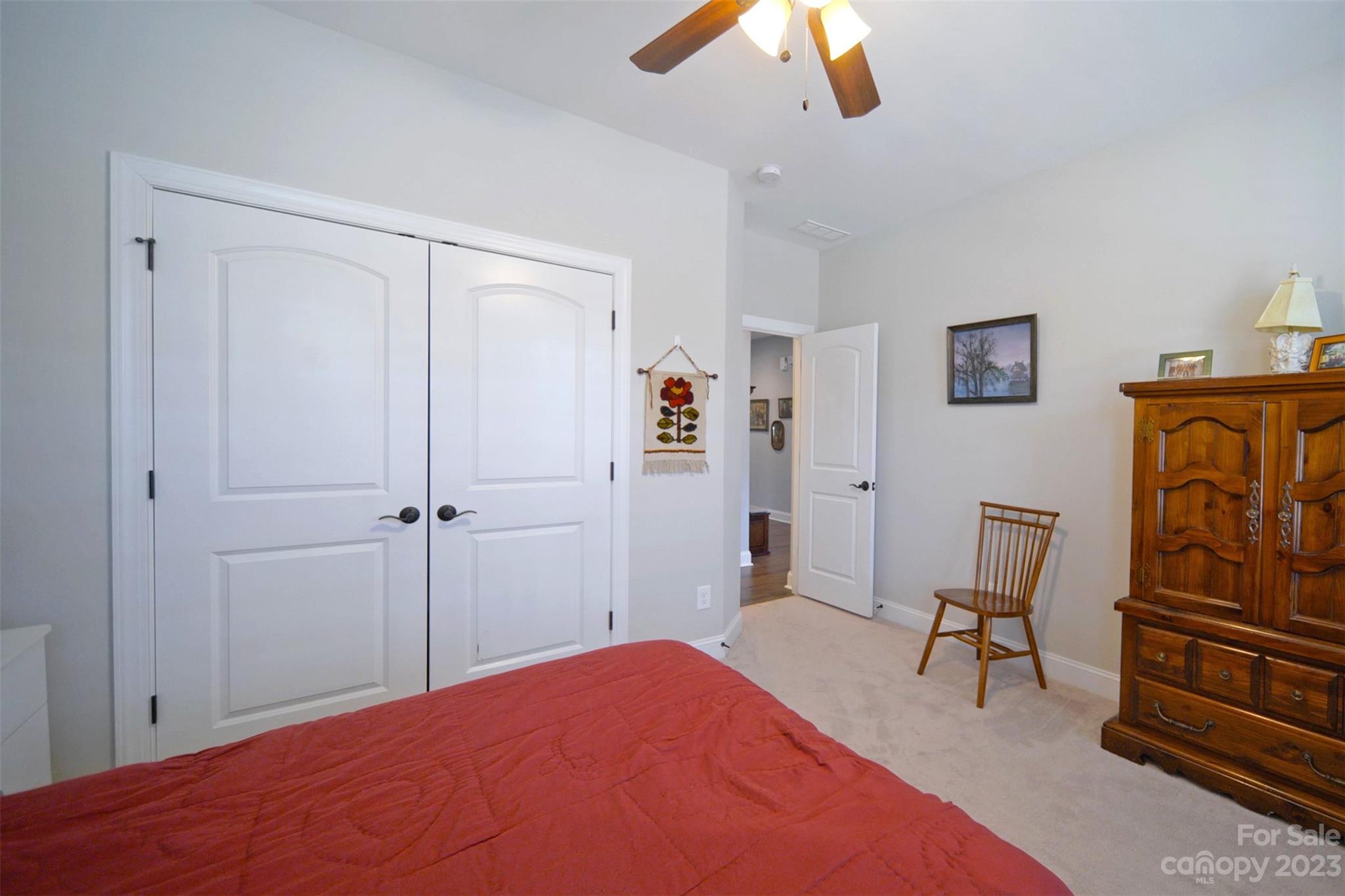 Johnson Manor - Residential