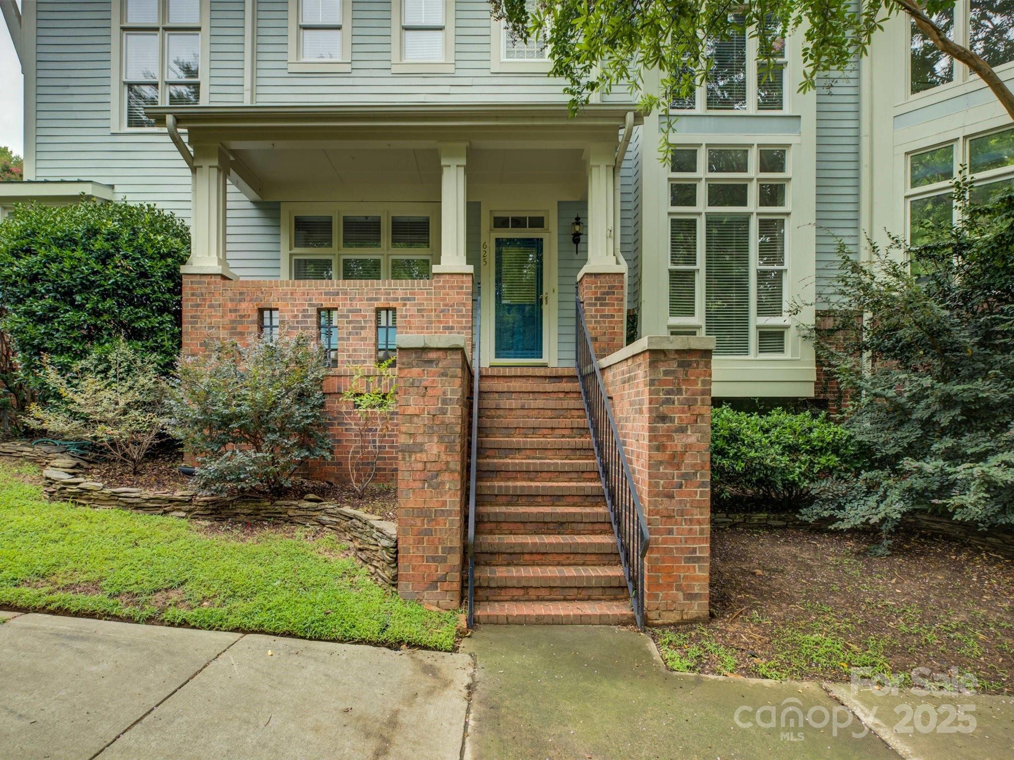 625 N Myers Street