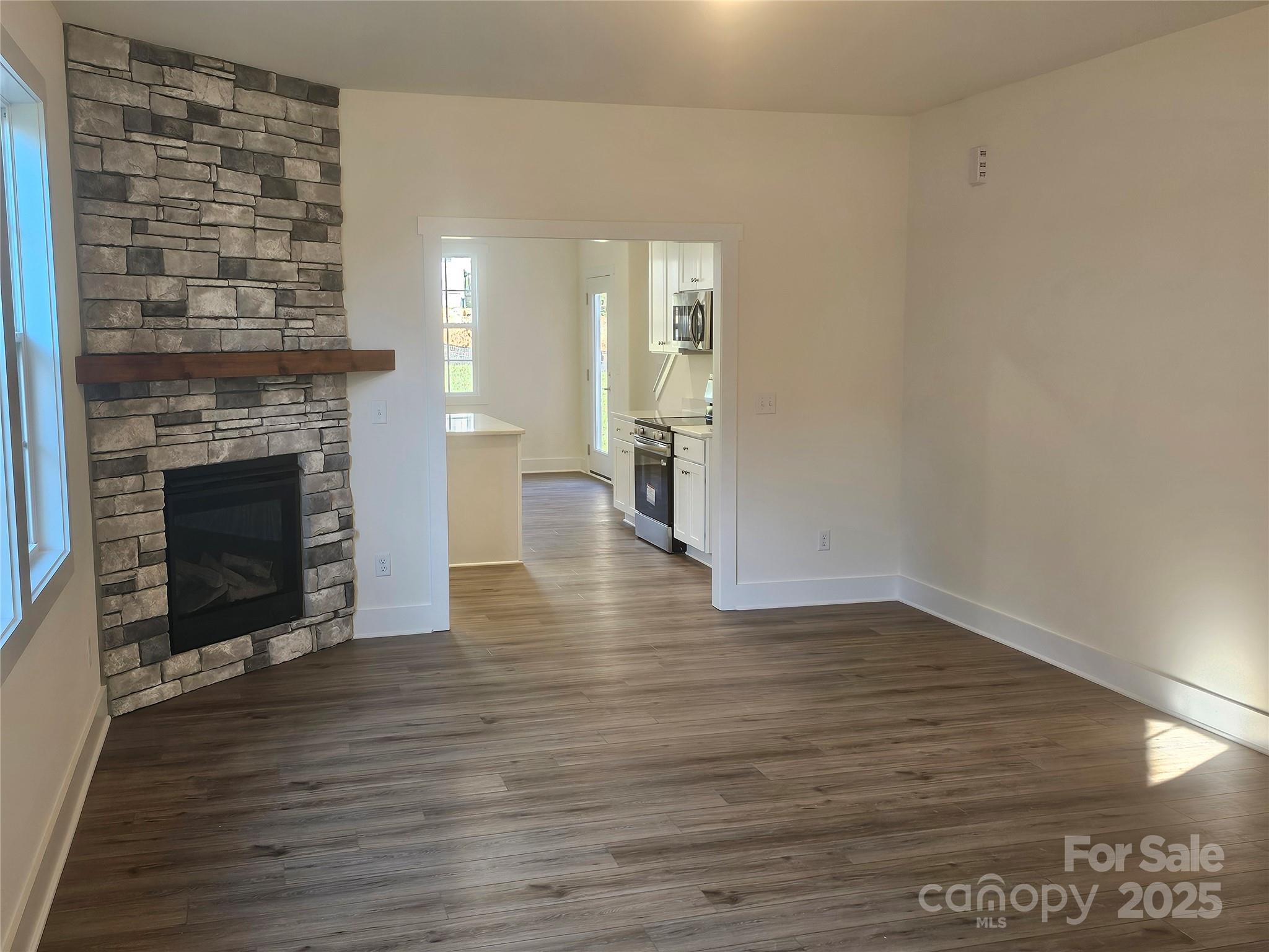 210 Slade Lane