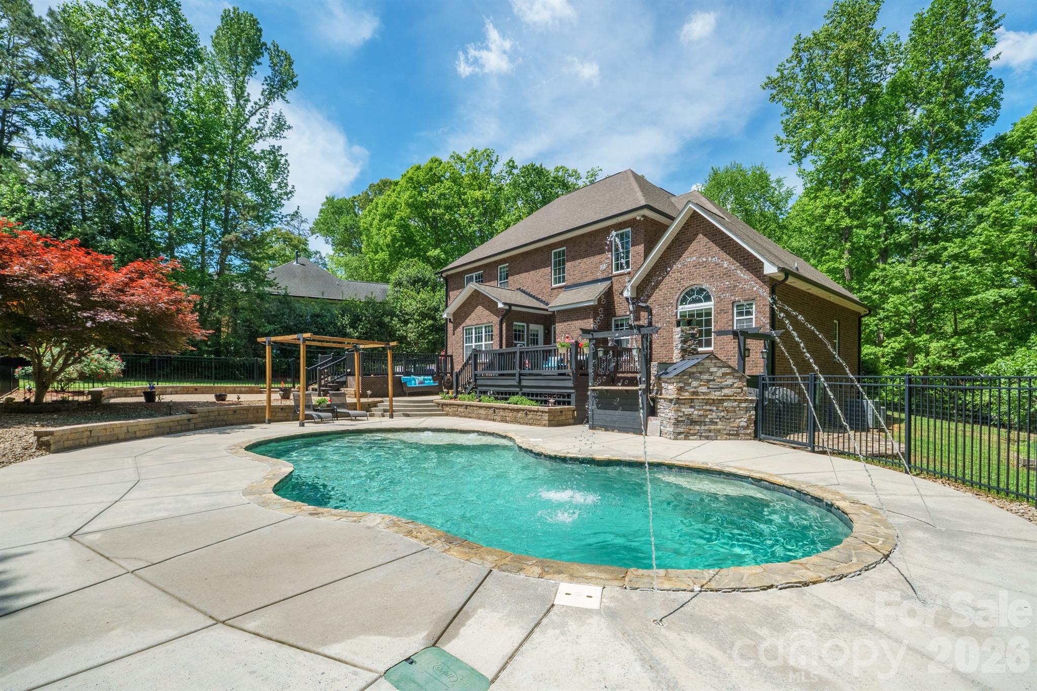 Shady Oaks - Residential