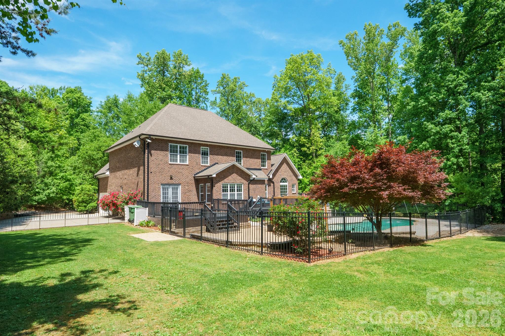 Shady Oaks - Residential