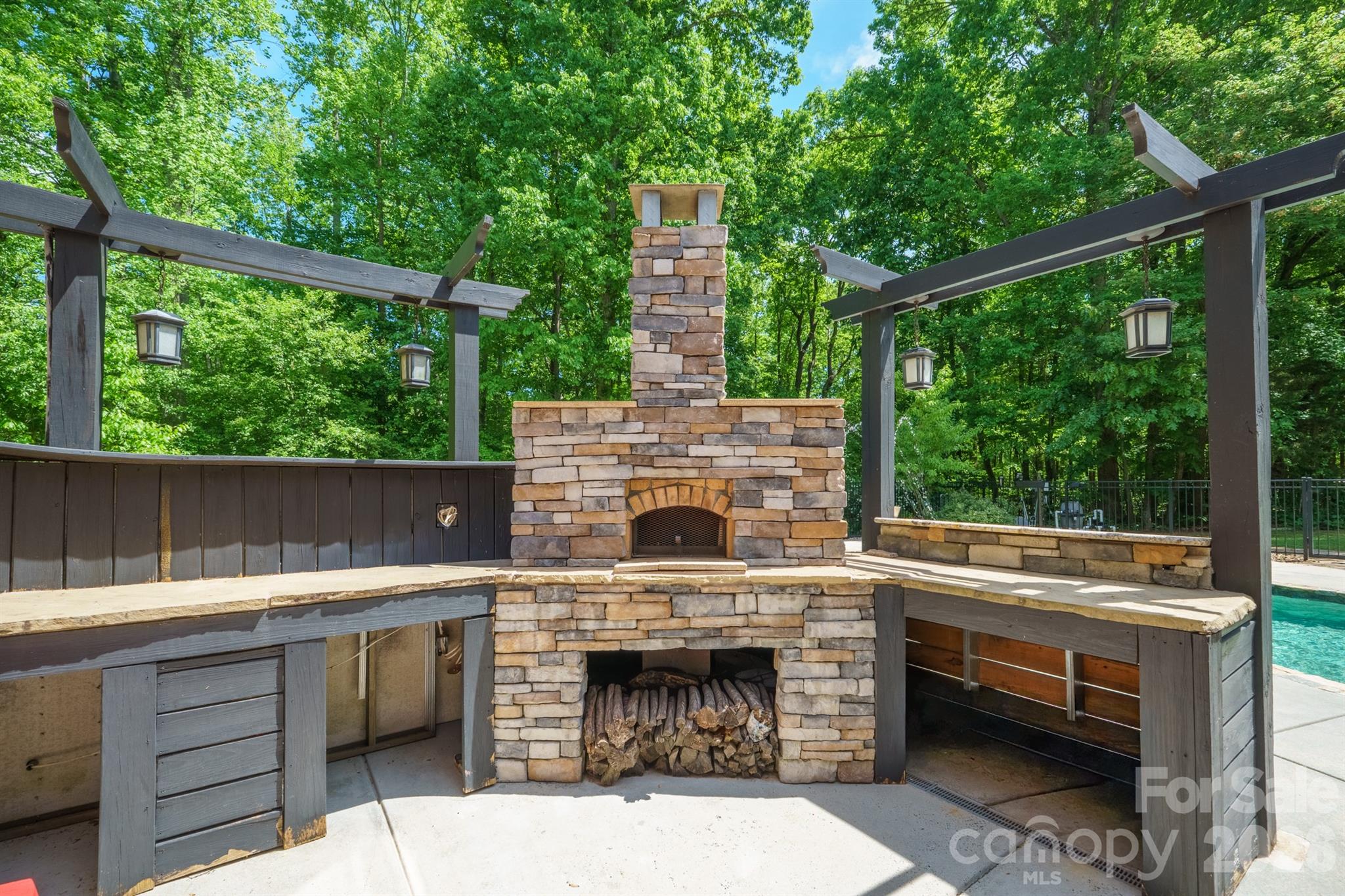 Shady Oaks - Residential