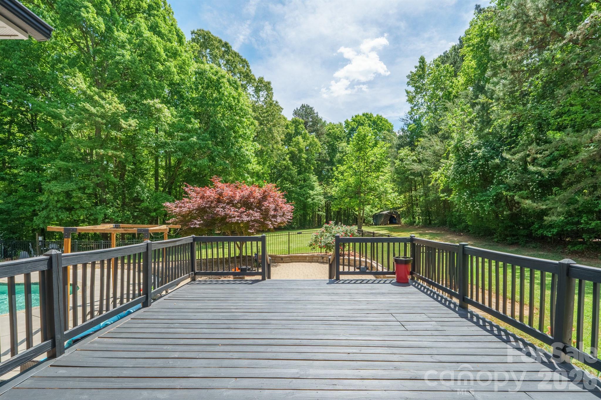 Shady Oaks - Residential