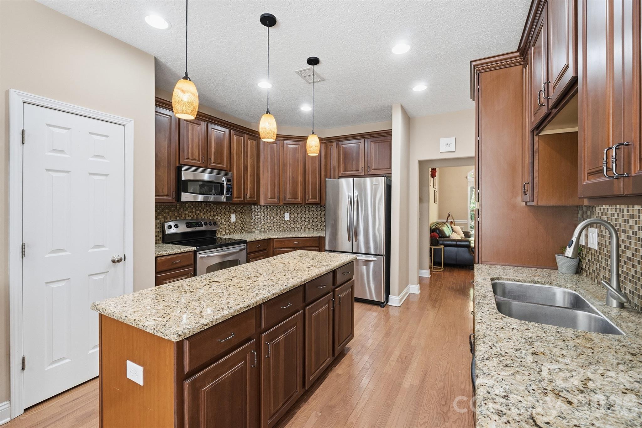 Shady Oaks - Residential