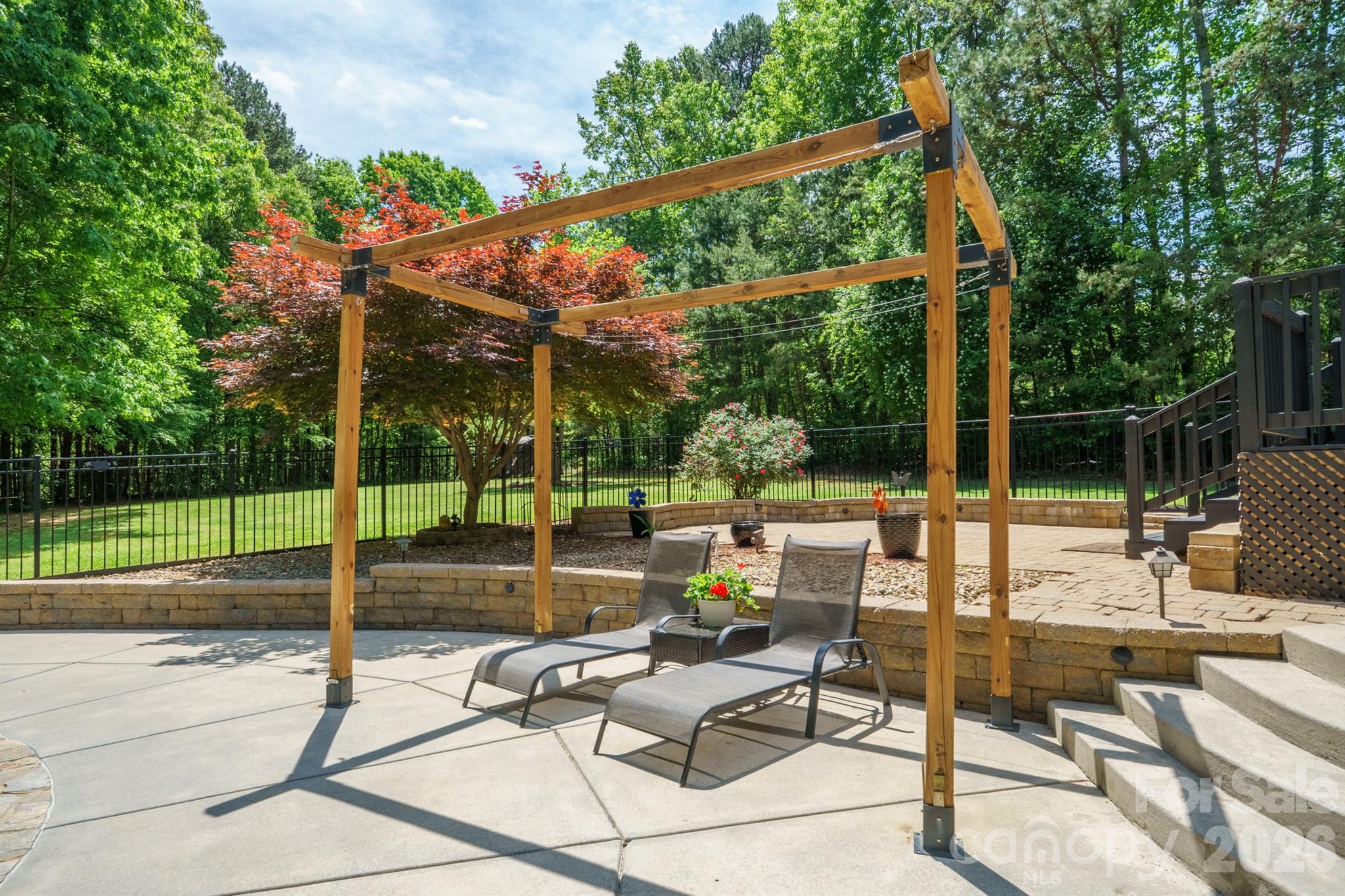 Shady Oaks - Residential