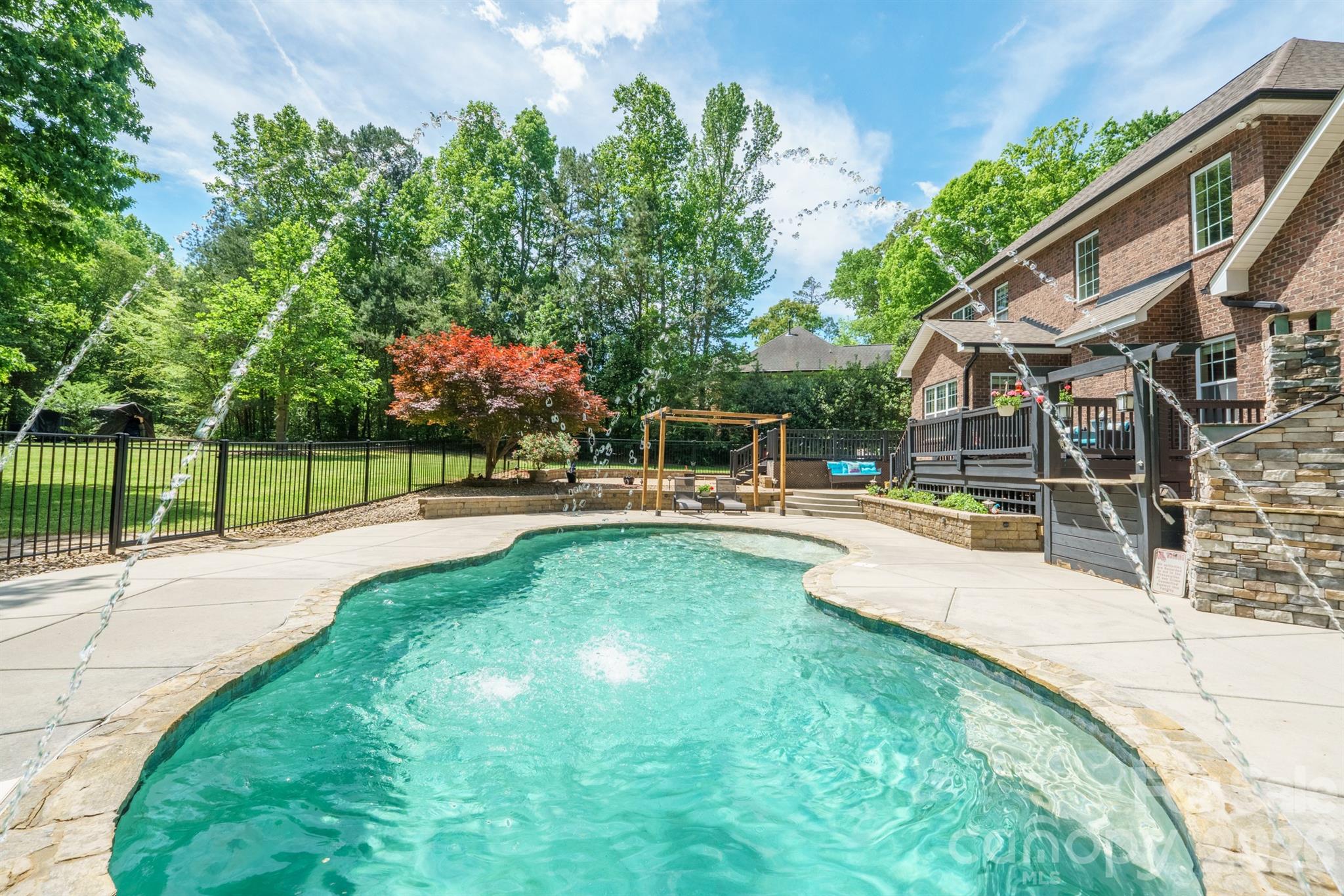 Shady Oaks - Residential