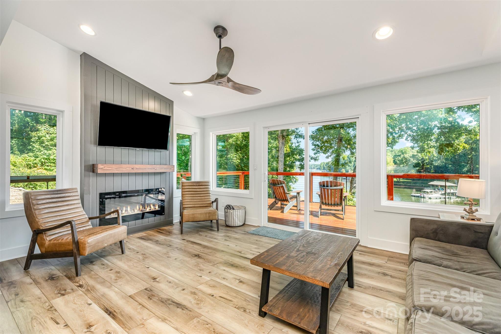 128 Wickford Lane