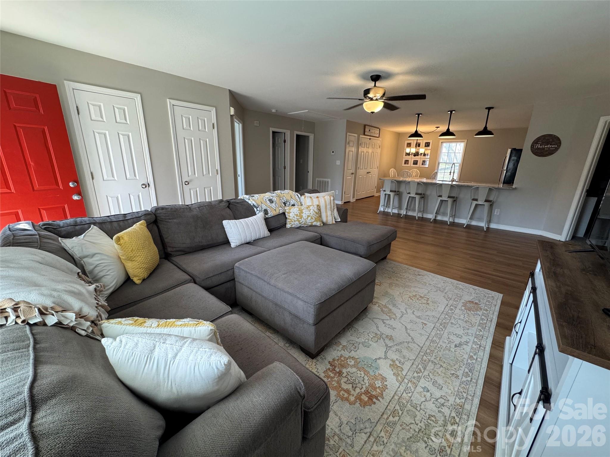 345 Dellwood Court SE