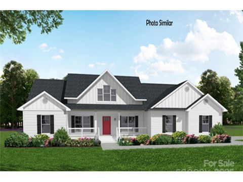 Photo of 99999 Bay Laurel Lane, Hendersonville, NC 28791 (MLS # 4206754)